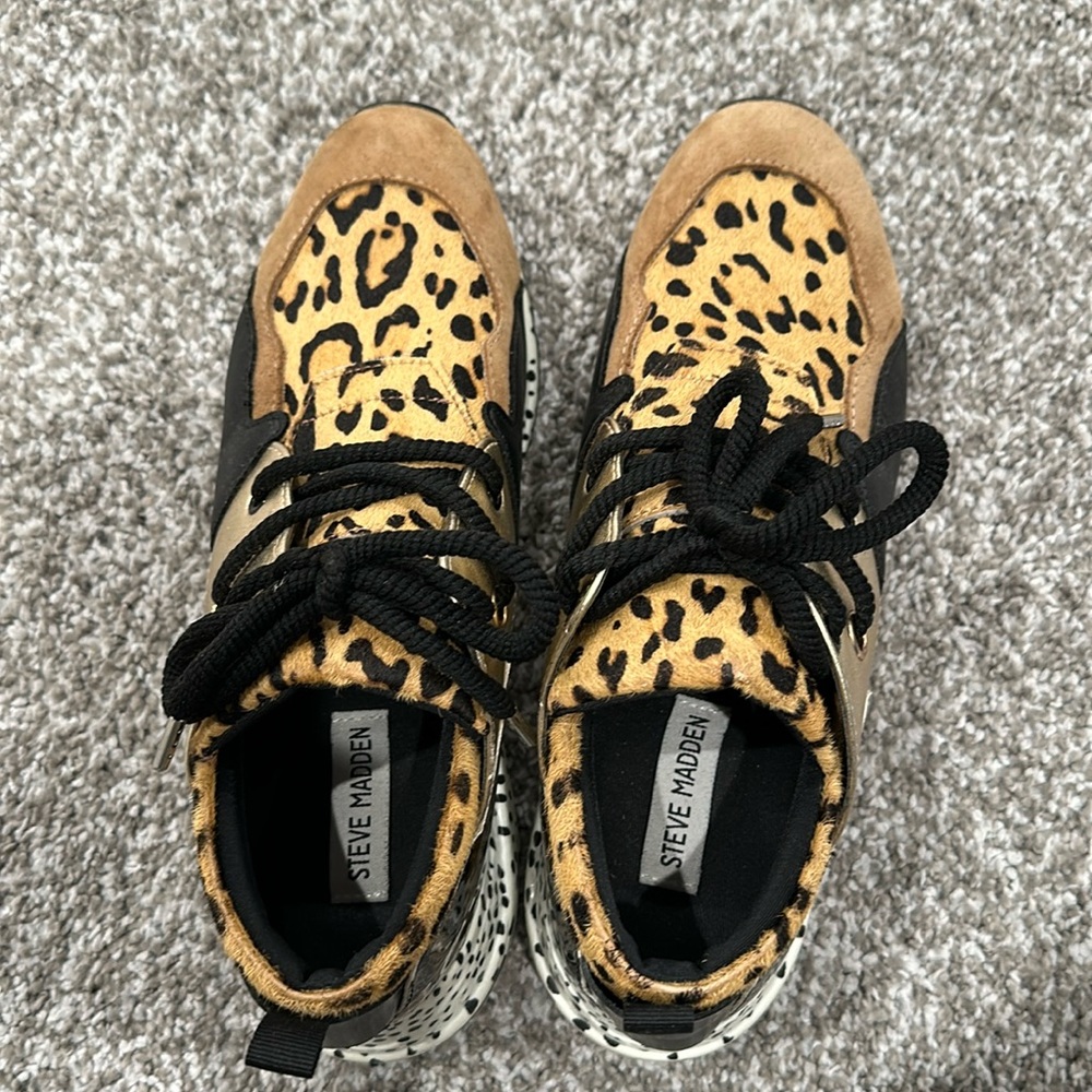 Steve Madden shoes 8